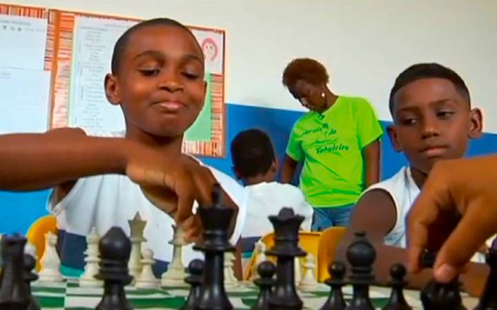 Câmara dos Deputados vai analisar incentivo do xadrez nas escolas — Rádio  Senado